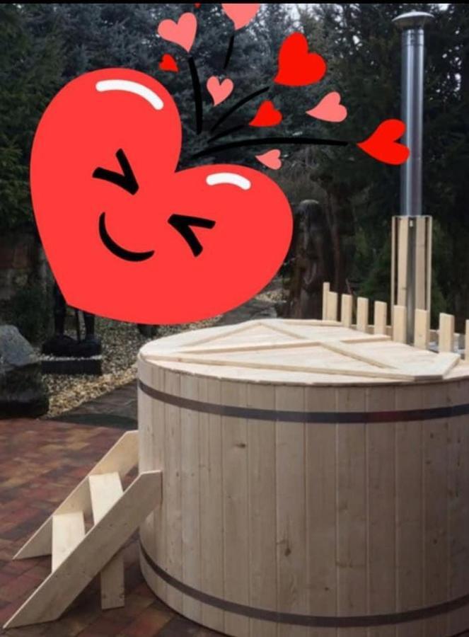 Apartament Malinowa Dolina โควอตสโก ภายนอก รูปภาพ